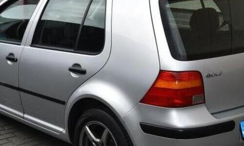 Volkswagen Golf 1.9 TDI Comfortline 5DEURS - 3/6