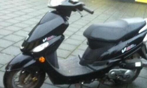Peugeot V-CLIC scooter te koop - 1/4